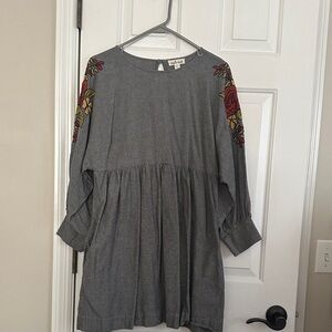 Knox Rose Charcoal Tunic with Vibrant Floral Accents